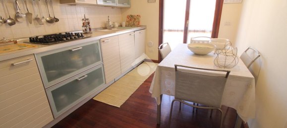 5 rooms House in San Miniato, Italy No. 9116 15