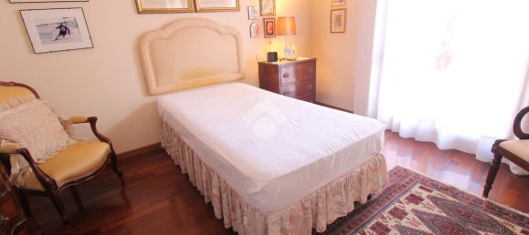 5 rooms House in San Miniato, Italy No. 9116 24
