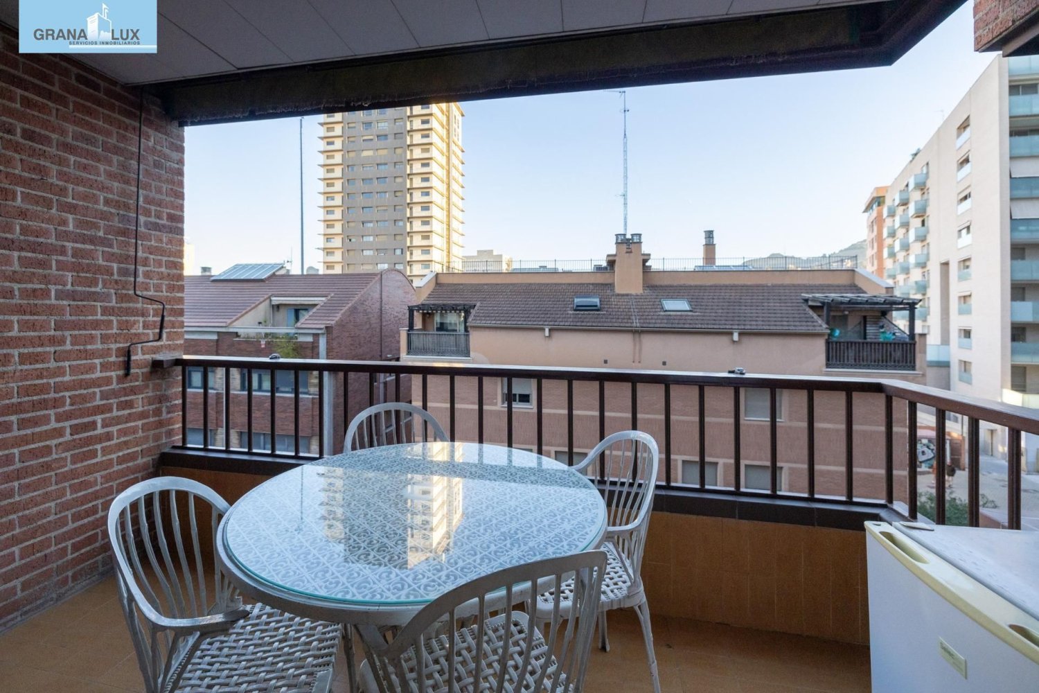 4 chambres Appartement à Granada, Spain No. 20599