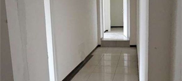 Casa de 8 divisões em Medolla, Italy N.º 24011 34