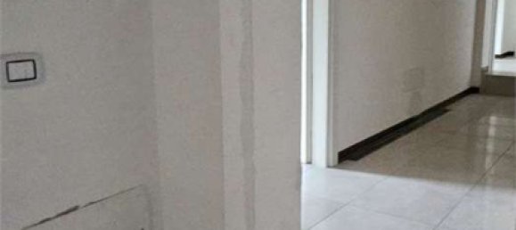 Casa de 8 divisões em Medolla, Italy N.º 24011 33