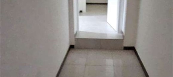 Casa de 8 divisões em Medolla, Italy N.º 24011 38