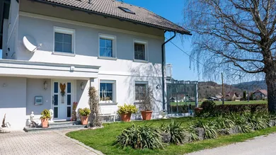 3 bedrooms House in Velden am Worther See, Austria No. 214385