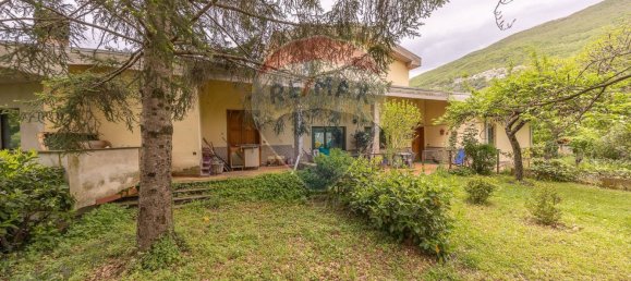 7 chambres Villa à Castel Sant'Angelo, Italy No. 352691 23