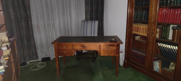 Apartamento de 3 dormitorios en Yvelines, France No. 165082 2