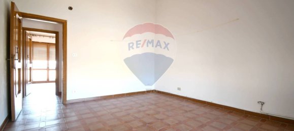 5-salle Appartement à Macomer, Italy No. 379866 17