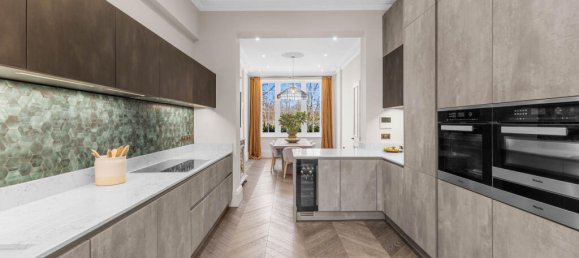 5 bedrooms House in London, United Kingdom No. 13217 3