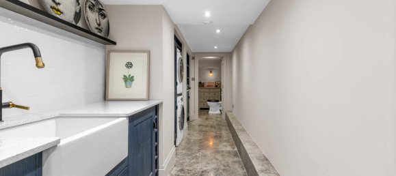 5 bedrooms House in London, United Kingdom No. 13217 13