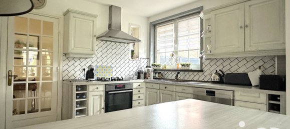 4 bedrooms House in Tourcoing, France No. 226826 5