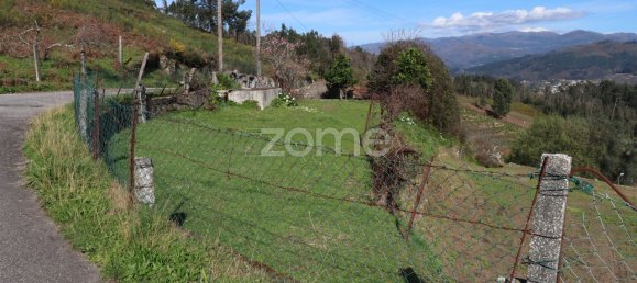 2120m² Land in Arcos de Valdevez, Portugal No. 37301 8