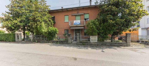 4 غرف نوم فيلا في San Pietro in Casale, Italy رقم 332448 10