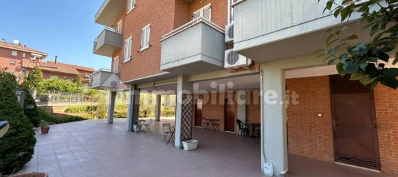 653m² Building in Perugia, Italy No. 353633 6