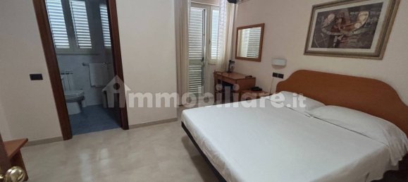 653m² Building in Perugia, Italy No. 353633 31