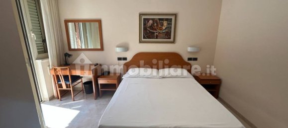 653m² Building in Perugia, Italy No. 353633 23