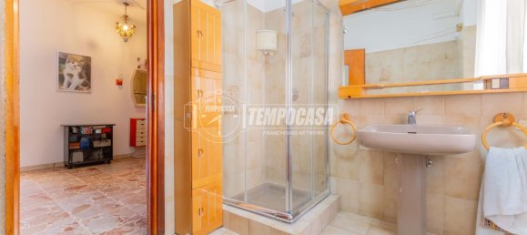 3 rooms Apartment in Magenta, Italy No. 275858 3