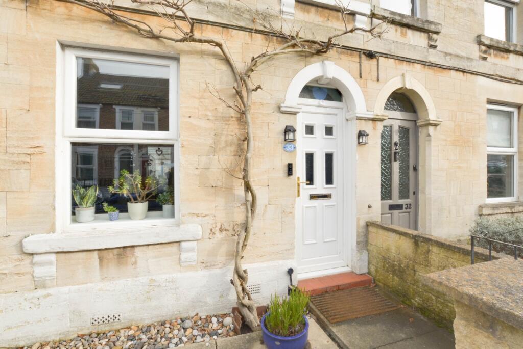 3 bedrooms House in Trowbridge, United Kingdom No. 13657