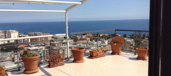 Ático de 4 habitaciónes en Sanremo, Italy No. 172392 2