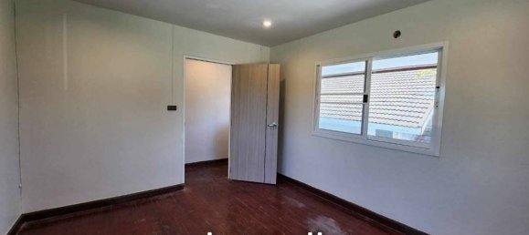 4 bedrooms Cafe / restaurant in Bang Lamung, Thailand No. 16743 7