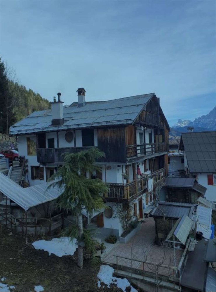 4 Schlafzimmer Wohnung in Falcade, Italy, Nr. 319561