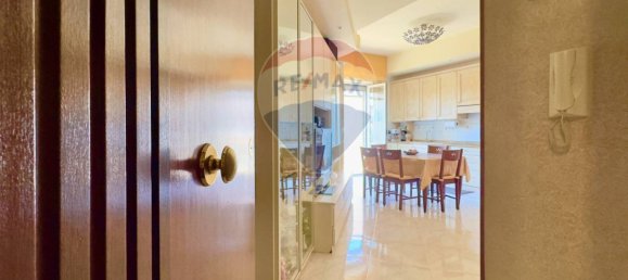 2 bedrooms Apartment in Naples, Italy No. 338655 2