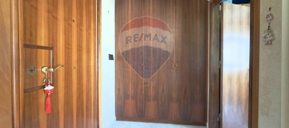 2 bedrooms Apartment in Naples, Italy No. 338655 3