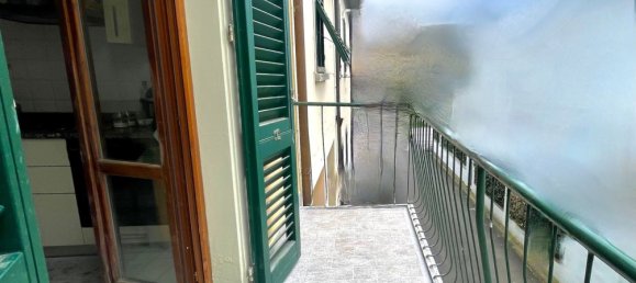 2-salle Appartement à San Giovanni Valdarno, Italy No. 50658 9