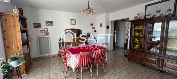 2 Schlafzimmer Wohnung in Niort, France, Nr. 335031 3