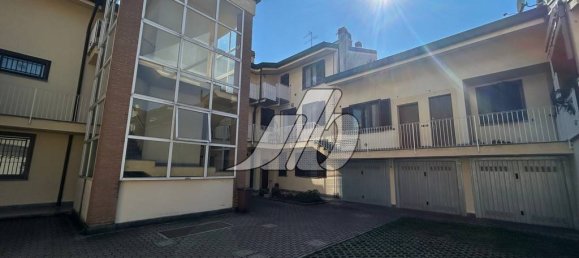 Apartamento de 1 dormitorio en Paderno Dugnano, Italy No. 361591 24