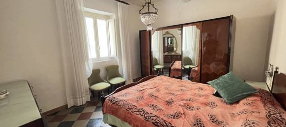 Casa de 8 habitaciónes en Fondi, Italy No. 281643 12