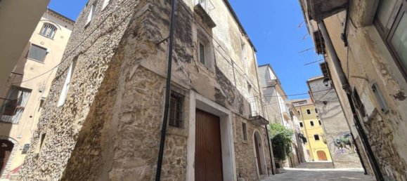 Casa de 8 habitaciónes en Fondi, Italy No. 281643 2