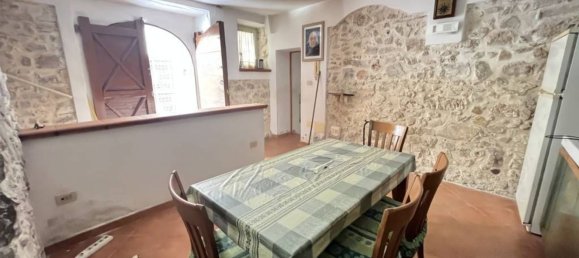 Casa de 8 habitaciónes en Fondi, Italy No. 281643 7