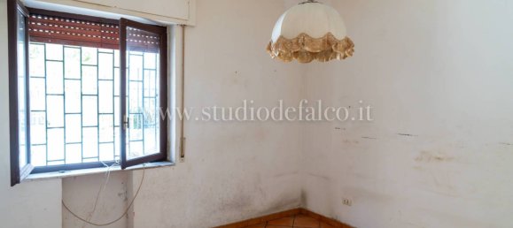 3 bedrooms Apartment in Naples, Italy No. 320399 3