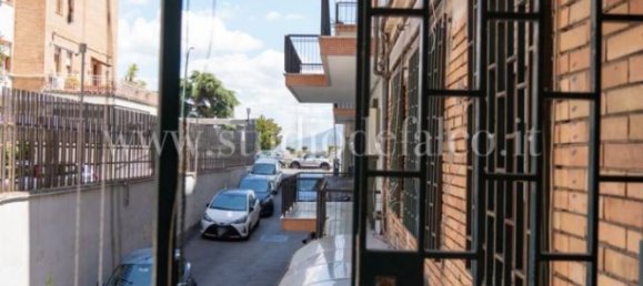 3 bedrooms Apartment in Naples, Italy No. 320399 18