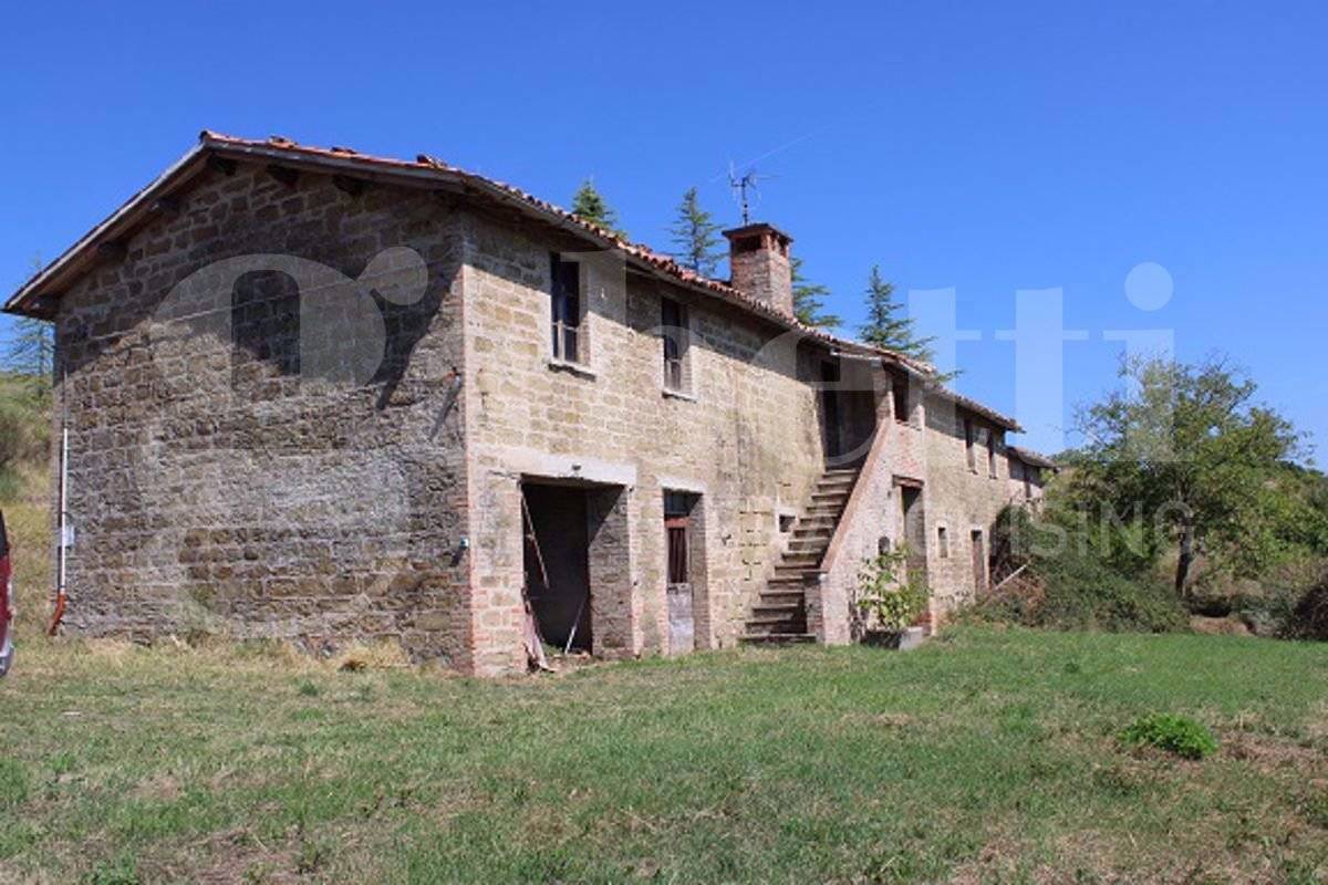 5-Zimmer Haus in Gubbio, Italy, Nr. 302050