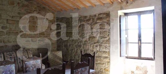 5-Zimmer Haus in Gubbio, Italy, Nr. 302050 6
