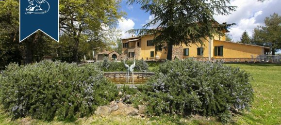 Отель, гостиница с 5 комнатами в Монтепульчано, Италия № 232183 6