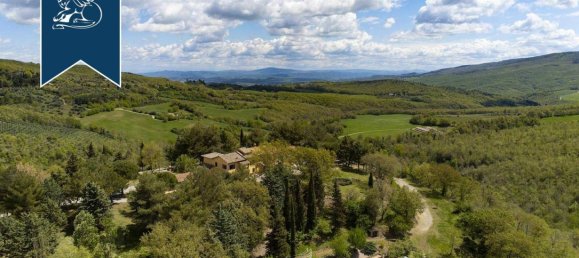 Отель, гостиница с 5 комнатами в Монтепульчано, Италия № 232183 38