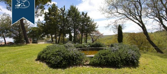 Отель, гостиница с 5 комнатами в Монтепульчано, Италия № 232183 11