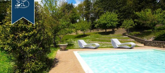 Отель, гостиница с 5 комнатами в Монтепульчано, Италия № 232183 13