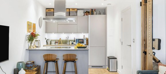 1 bedroom Apartment in London, United Kingdom No. 8677 9