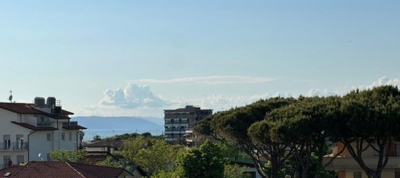 2 rooms Apartment in Camaiore, Italy No. 261581 5