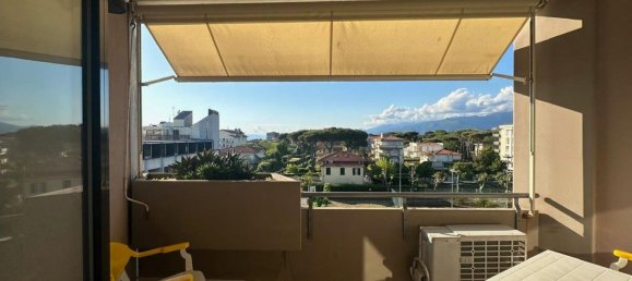 2 rooms Apartment in Camaiore, Italy No. 261581 6