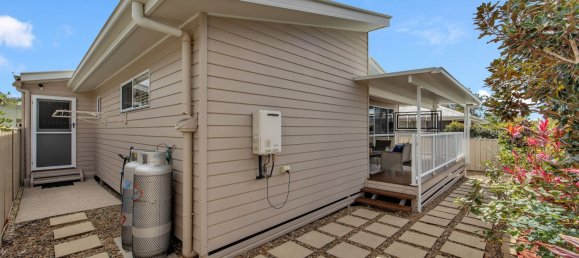 3 bedrooms House in Upper Coomera, Australia No. 300 14