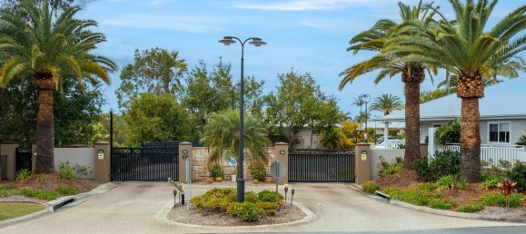 3 bedrooms House in Upper Coomera, Australia No. 300 27