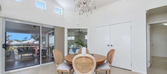 3 bedrooms House in Upper Coomera, Australia No. 300 5