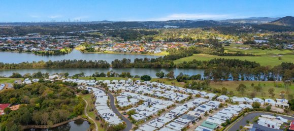 3 bedrooms House in Upper Coomera, Australia No. 300 26