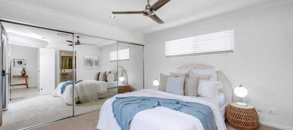 3 bedrooms House in Upper Coomera, Australia No. 300 9