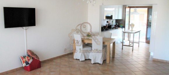 3 rooms Apartment in Rome, Italy No. 229014 12