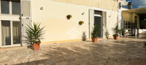 5 غرف نوم شقة في Monte Sant'Angelo, Italy رقم 89644 16