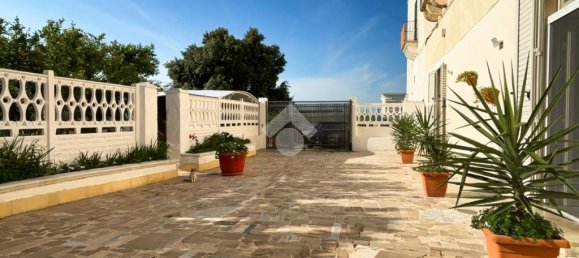 5 غرف نوم شقة في Monte Sant'Angelo, Italy رقم 89644 30